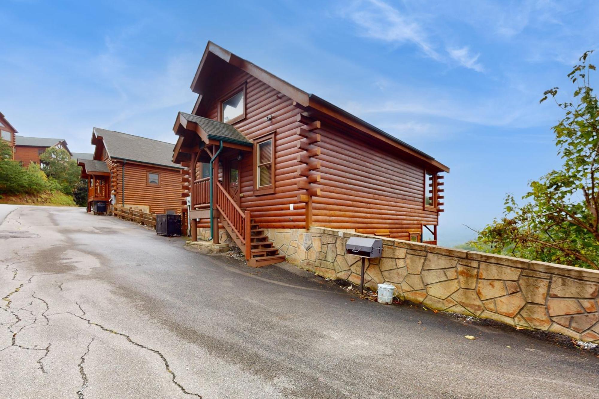 Hillbilly Highrise Villa Pigeon Forge Exterior photo
