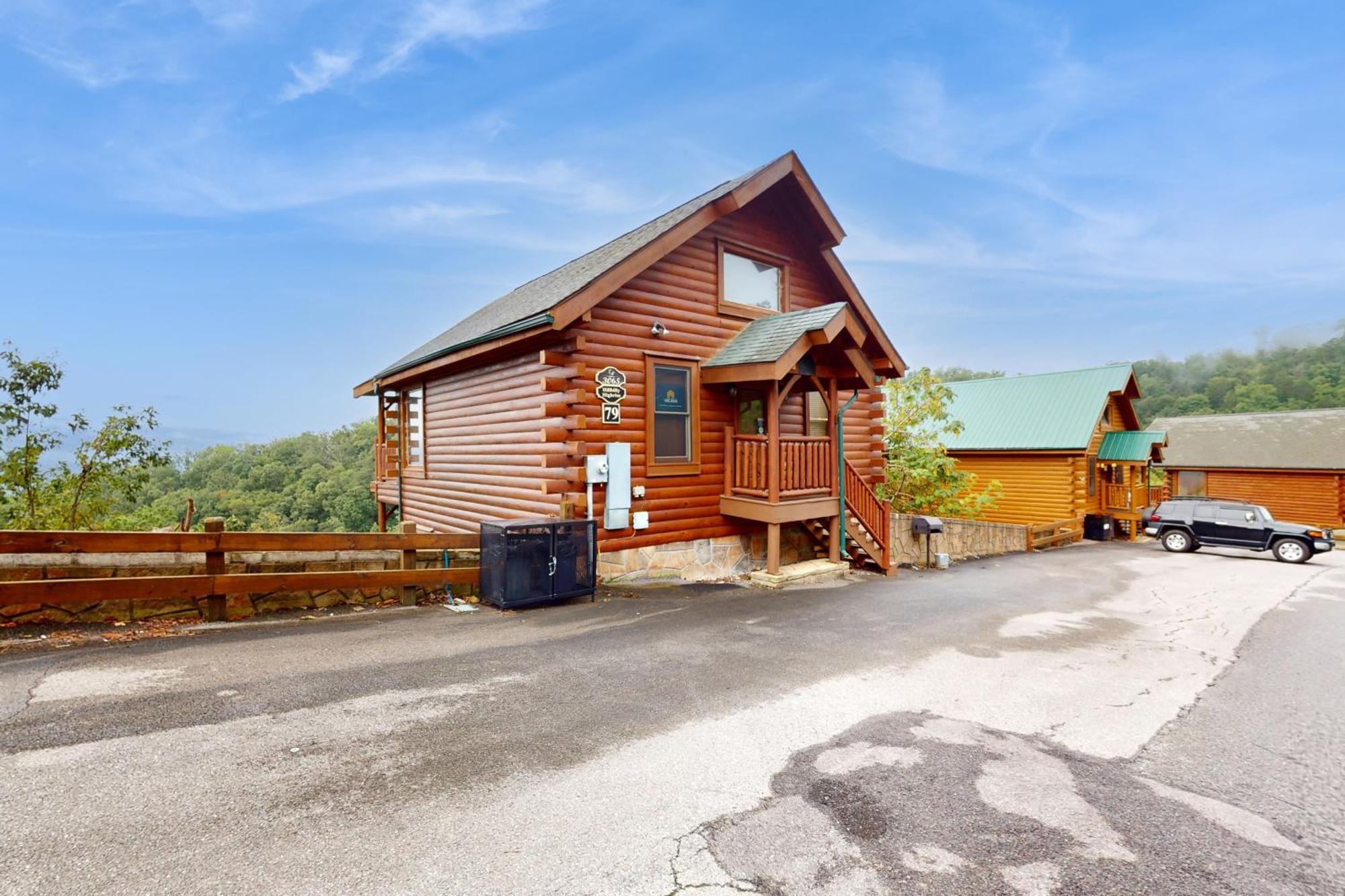 Hillbilly Highrise Villa Pigeon Forge Exterior photo