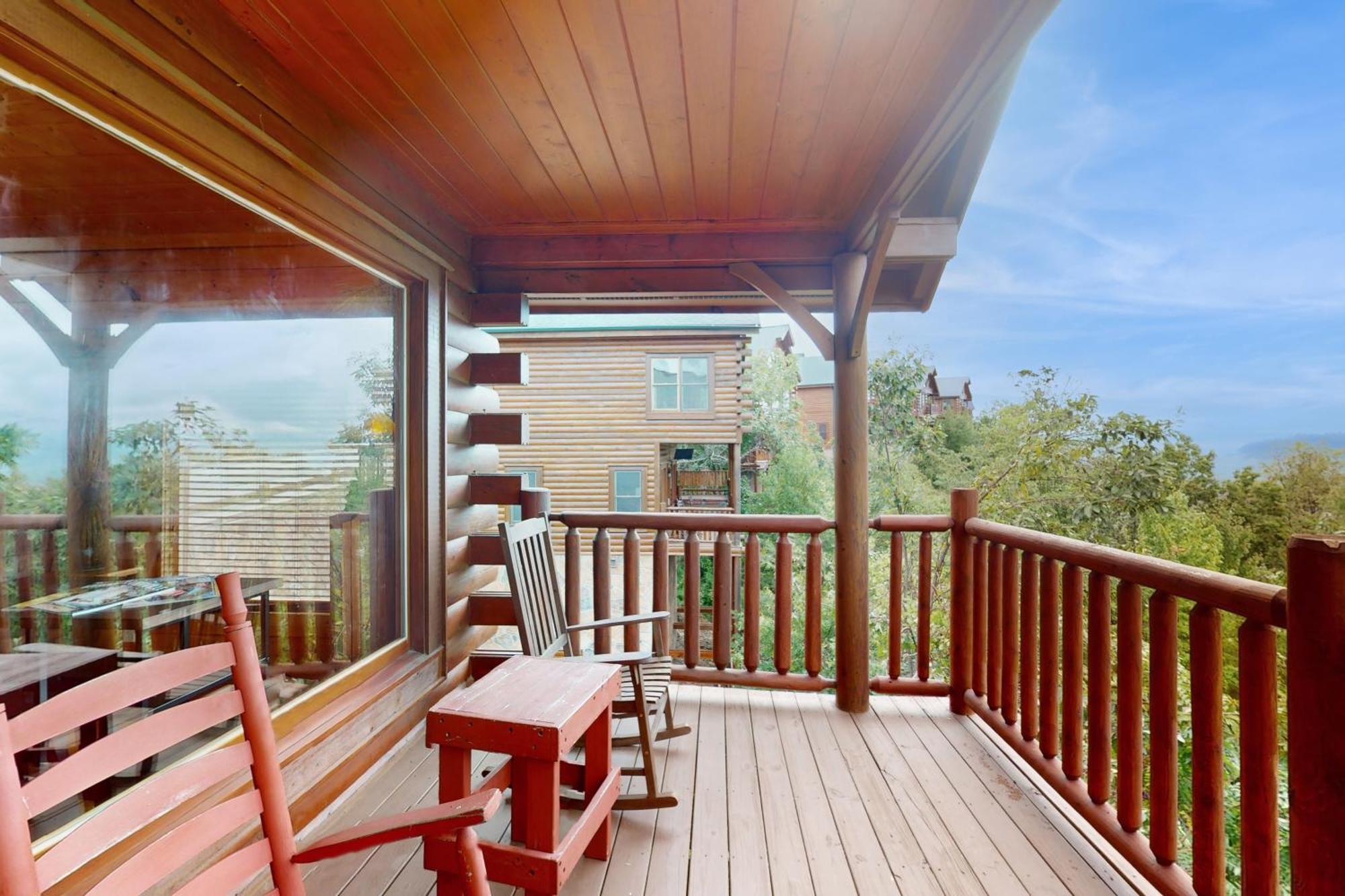 Hillbilly Highrise Villa Pigeon Forge Exterior photo