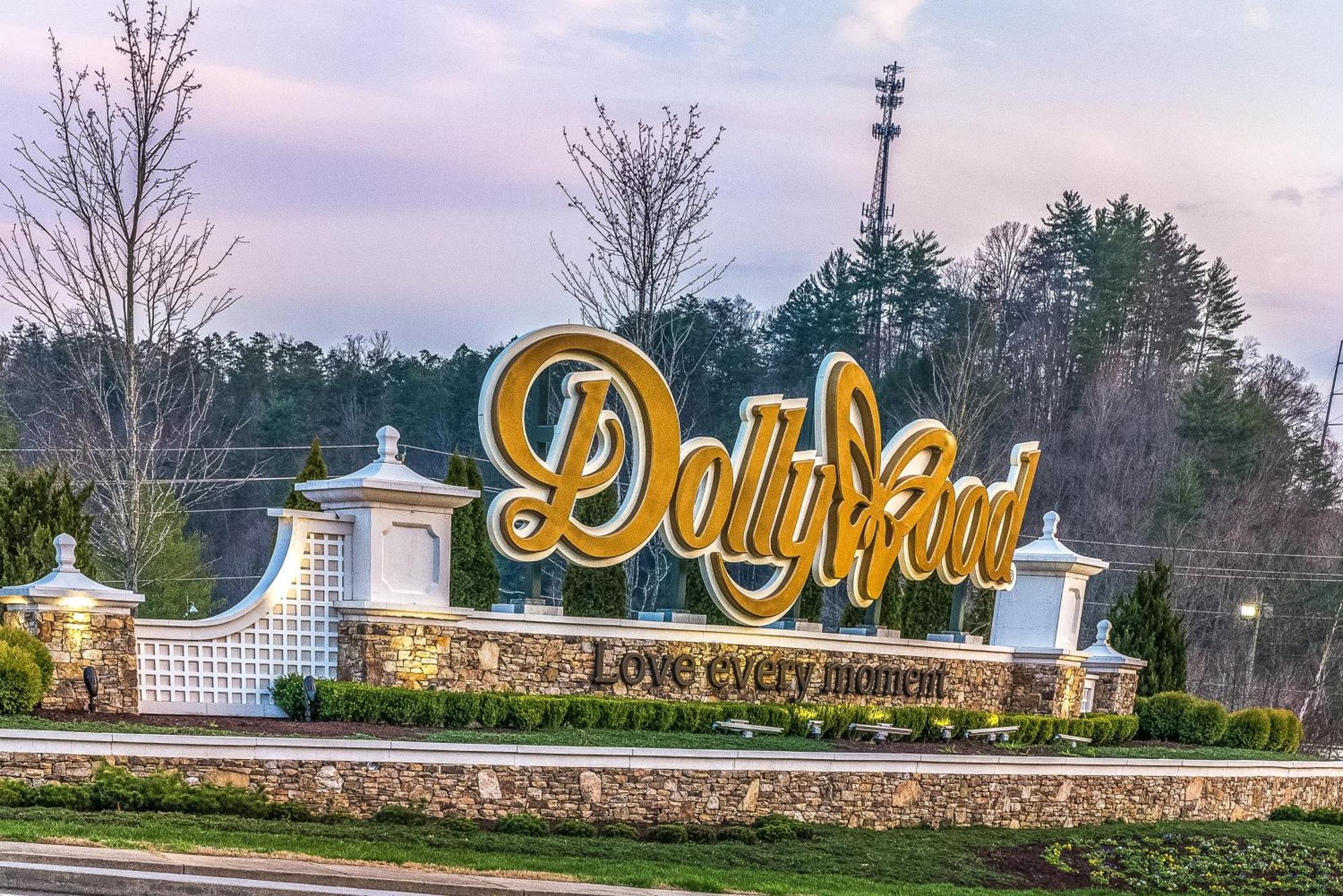 Hillbilly Highrise Villa Pigeon Forge Exterior photo